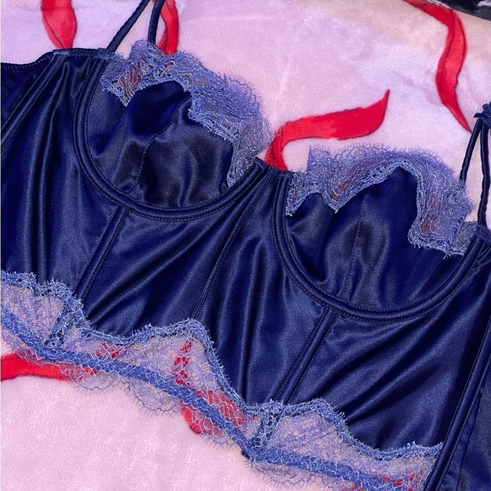 Victoria’s Secret Dream Angels Unlined Balconette Corset Top 34C